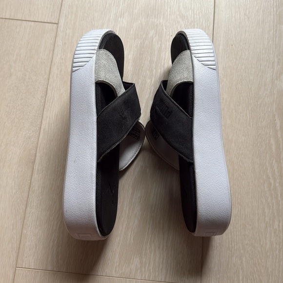 3/$10 Puma Cross Strap Slides Black Gray - Picture 4 of 8